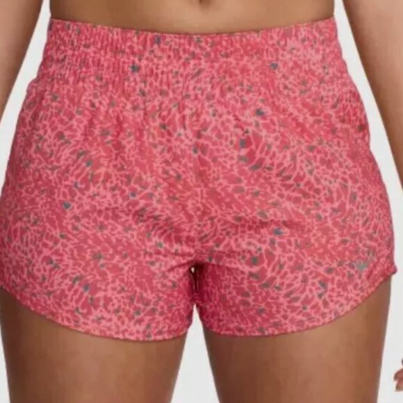 Nike Pants - Nike Women's One Dri-FIT Mid-Rise 3" Printed Shorts